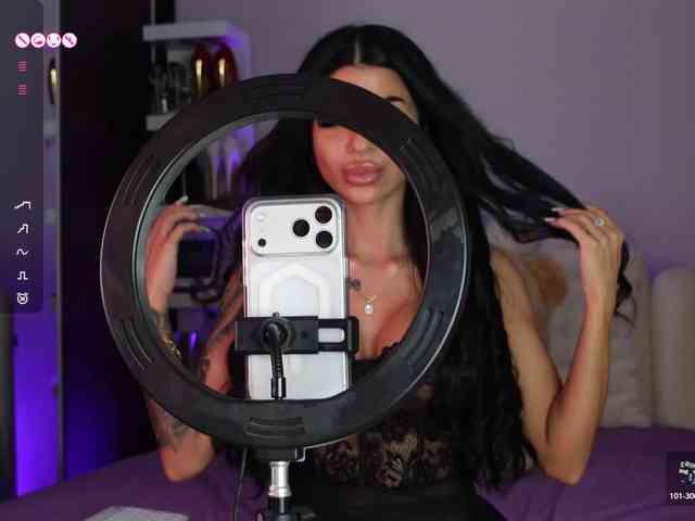 AngelaMyst webcam