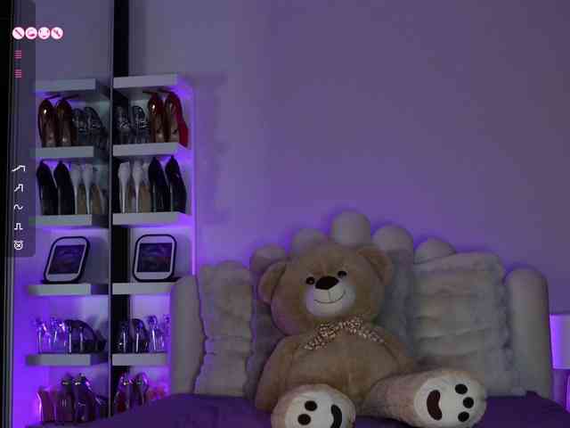 AngelaMyst Sex Cam Show