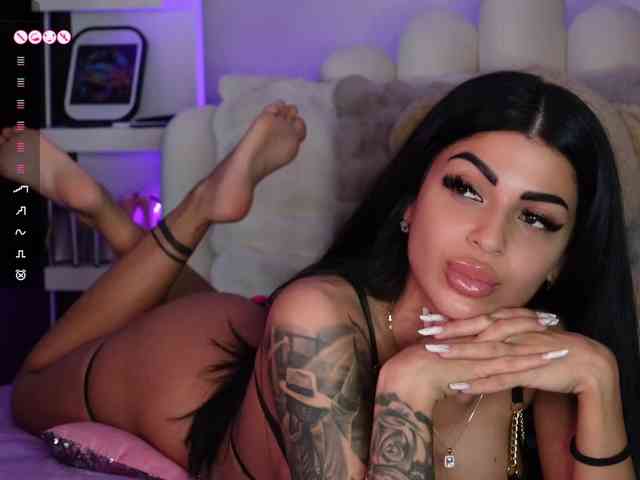 AngelaMyst webcam