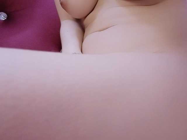 Aimee120 live cam on BongaCams