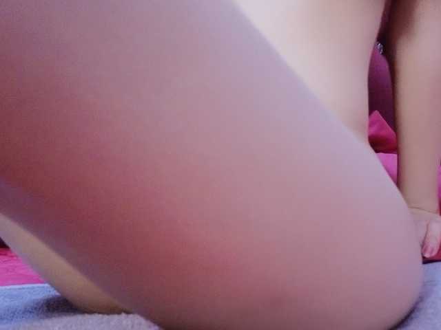 Aimee120 live cam on BongaCams