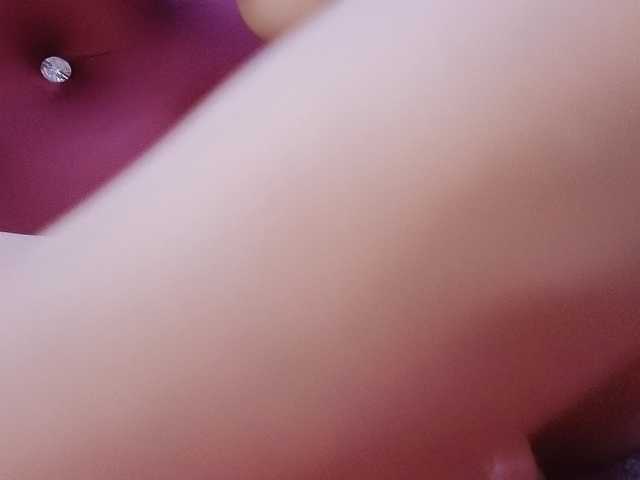 Aimee120 live cam on BongaCams