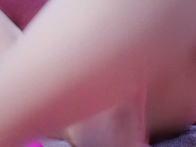 Aimee120 live cam on BongaCams