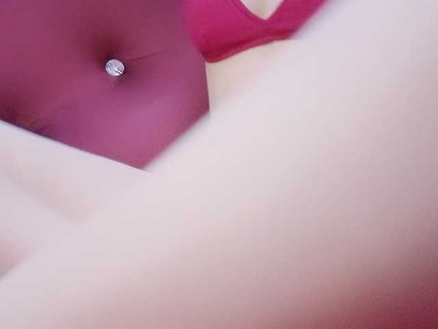 Aimee120 live cam on BongaCams
