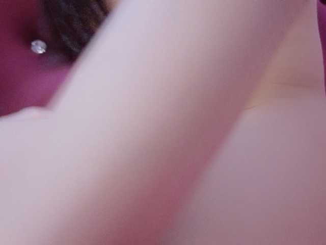 Aimee120 live cam on BongaCams