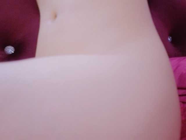 Aimee120 live cam on BongaCams