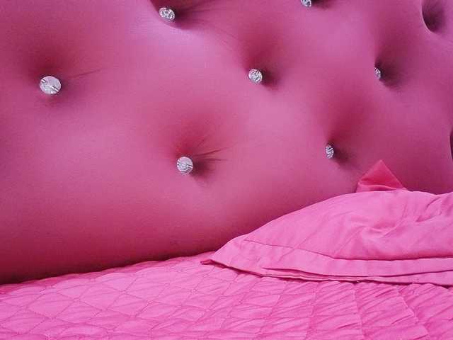 Aimee120 live cam on BongaCams