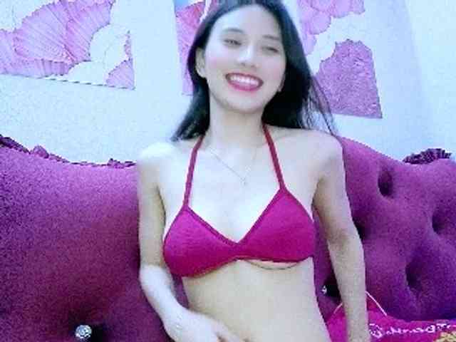 Aimee120 bongacams