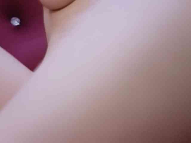Aimee120 webcam