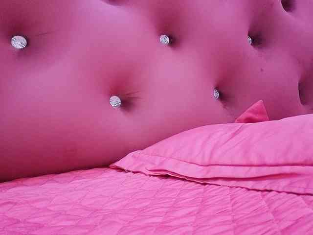 Aimee120 webcam