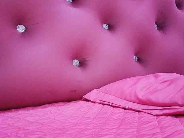 Aimee120 webcam