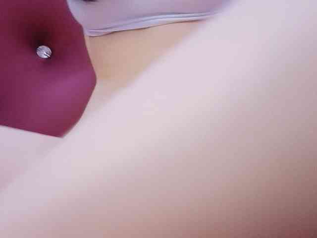 Aimee120 webcam