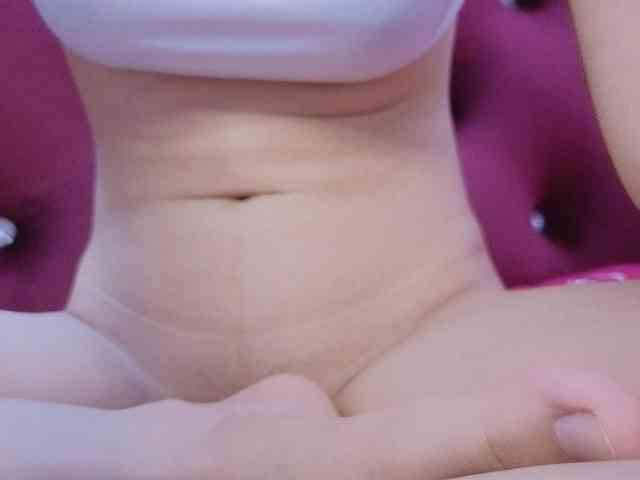Aimee120 webcam
