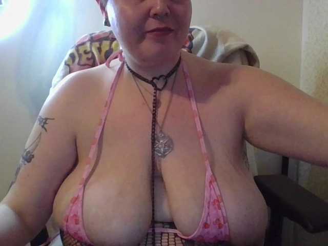 ToxxicDestiny666 live cam on BongaCams