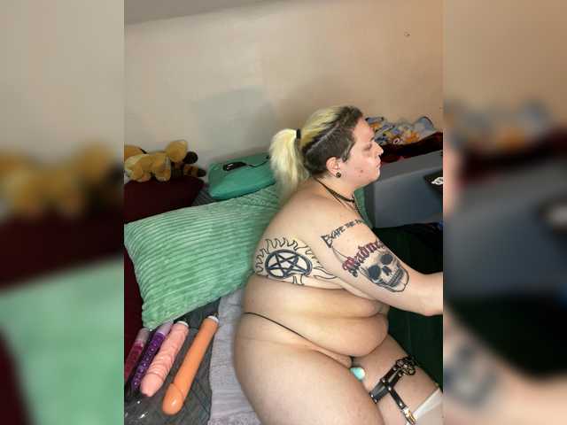 ToxxicDestiny666 live webcam show