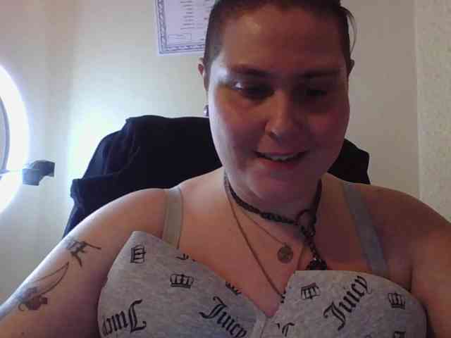 Modelo: ToxxicDestiny666