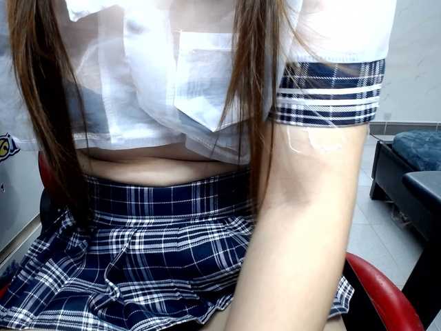 Alice225 live webcam show