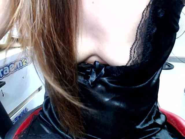 Alice225