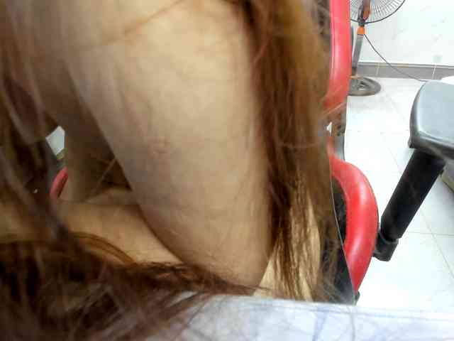 Alice225 webcam