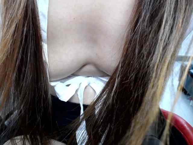 Alice225 webcam