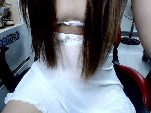 Alice225 webcam