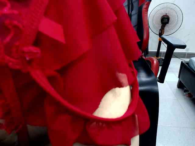 Alice225 webcam