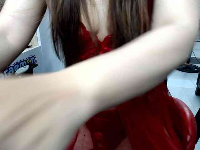 Alice225 webcam