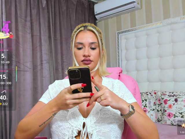 sassyqueen live cam preview