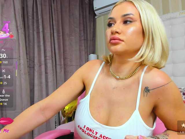 sassyqueen live cam on BongaCams