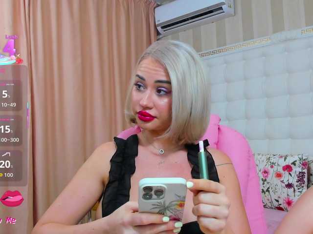 sassyqueen live cam on BongaCams