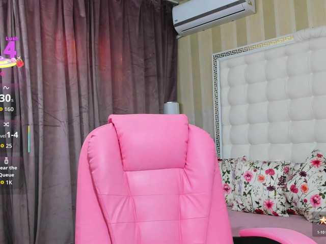 sassyqueen live cam preview