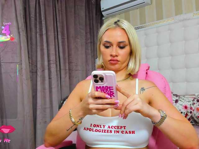 sassyqueen live cam on BongaCams