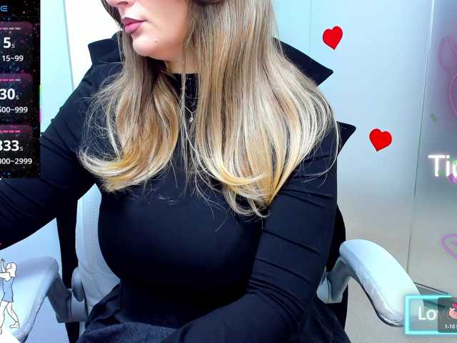 anyarosses's BongaCams show and profile