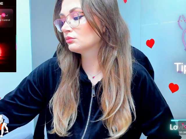 anyarosses live cam on BongaCams