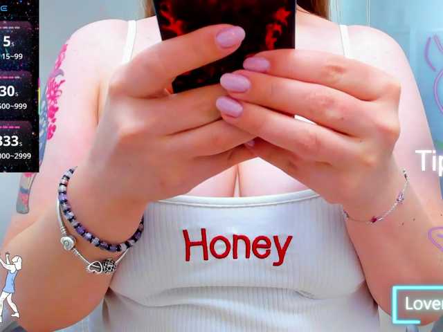 anyarosses live cam on BongaCams