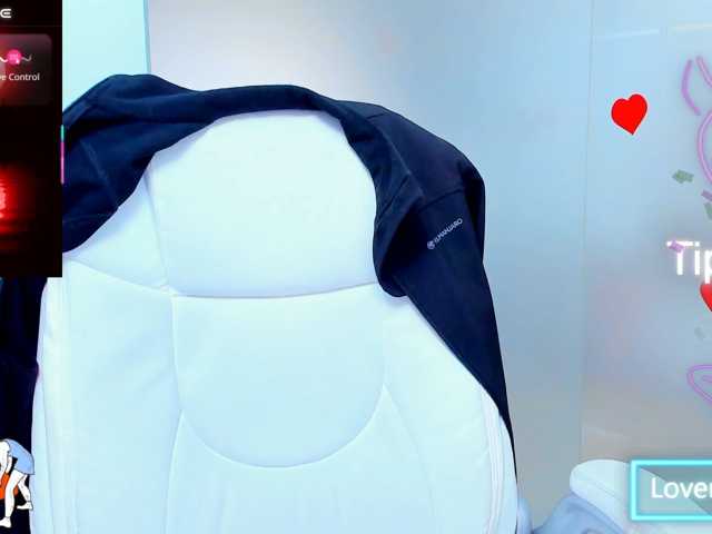 anyarosses live cam on BongaCams