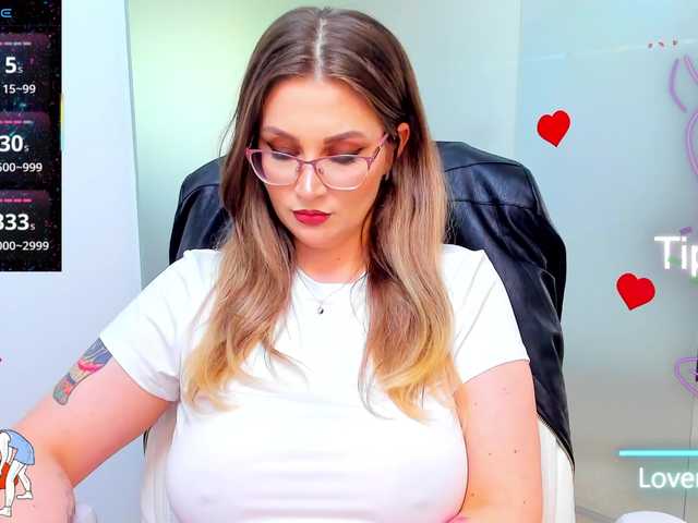 anyarosses live cam on BongaCams