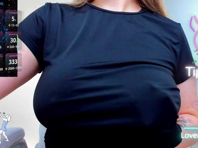 anyarosses live cam on BongaCams