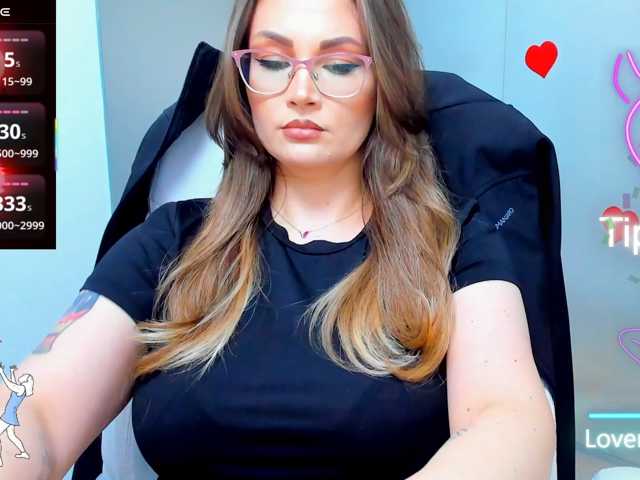 anyarosses live cam on BongaCams