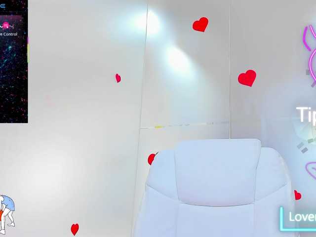 anyarosses live cam on BongaCams