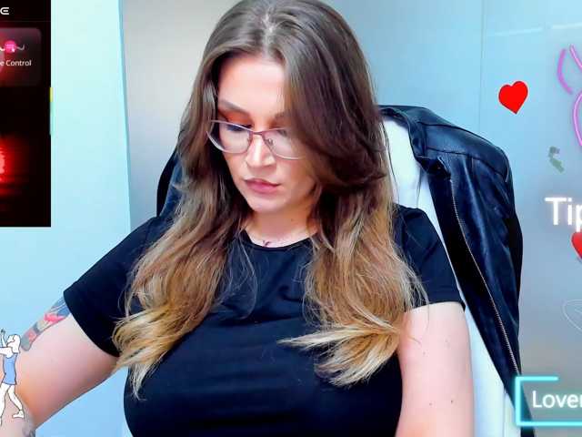 anyarosses live cam on BongaCams