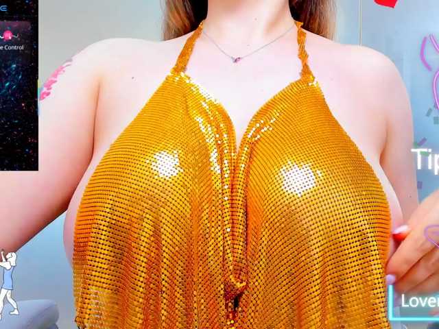 anyarosses live cam on BongaCams