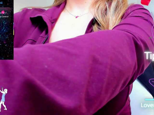 anyarosses live cam on BongaCams