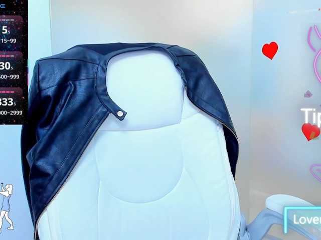 anyarosses live cam on BongaCams
