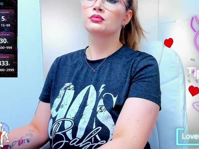 anyarosses live webcam show