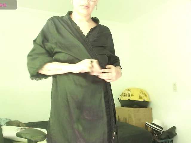 aliceparcket's BongaCams show and profile