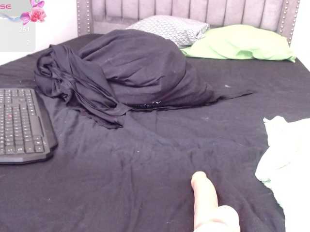 aliceparcket live cam on BongaCams