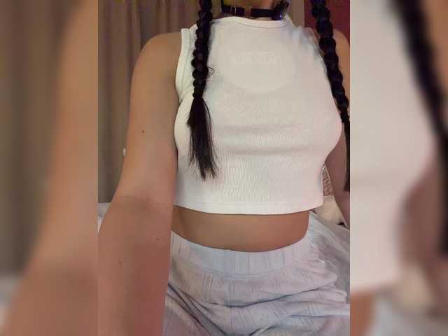 Businkaa live cam on BongaCams