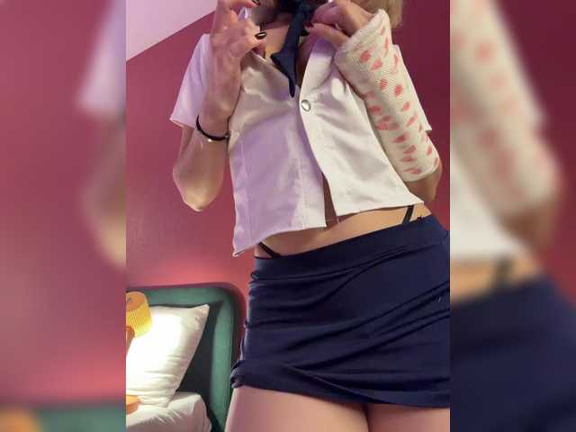 Businkaa live cam on BongaCams