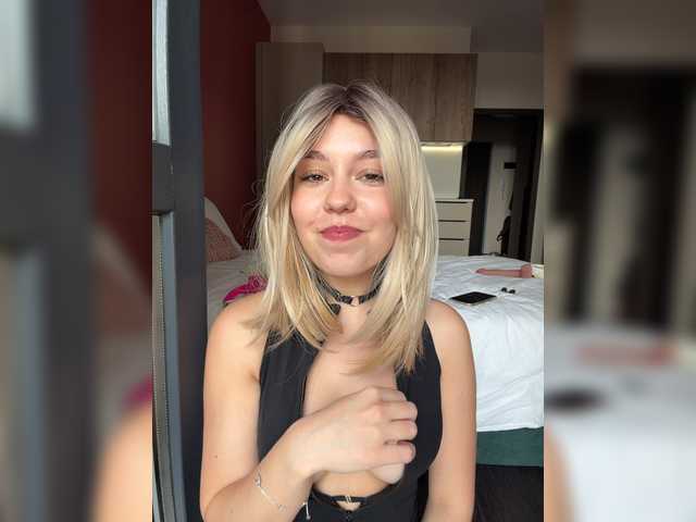 Businkaa live cam on BongaCams